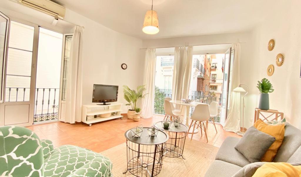 Superb Apartment In Downtown Of Sevilla ,Parking Optional, Top !! Extérieur photo